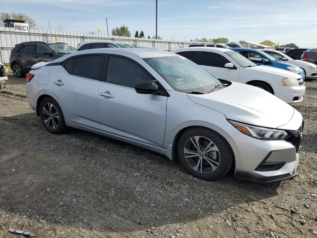 2020 NISSAN SENTRA SV - Фото 4