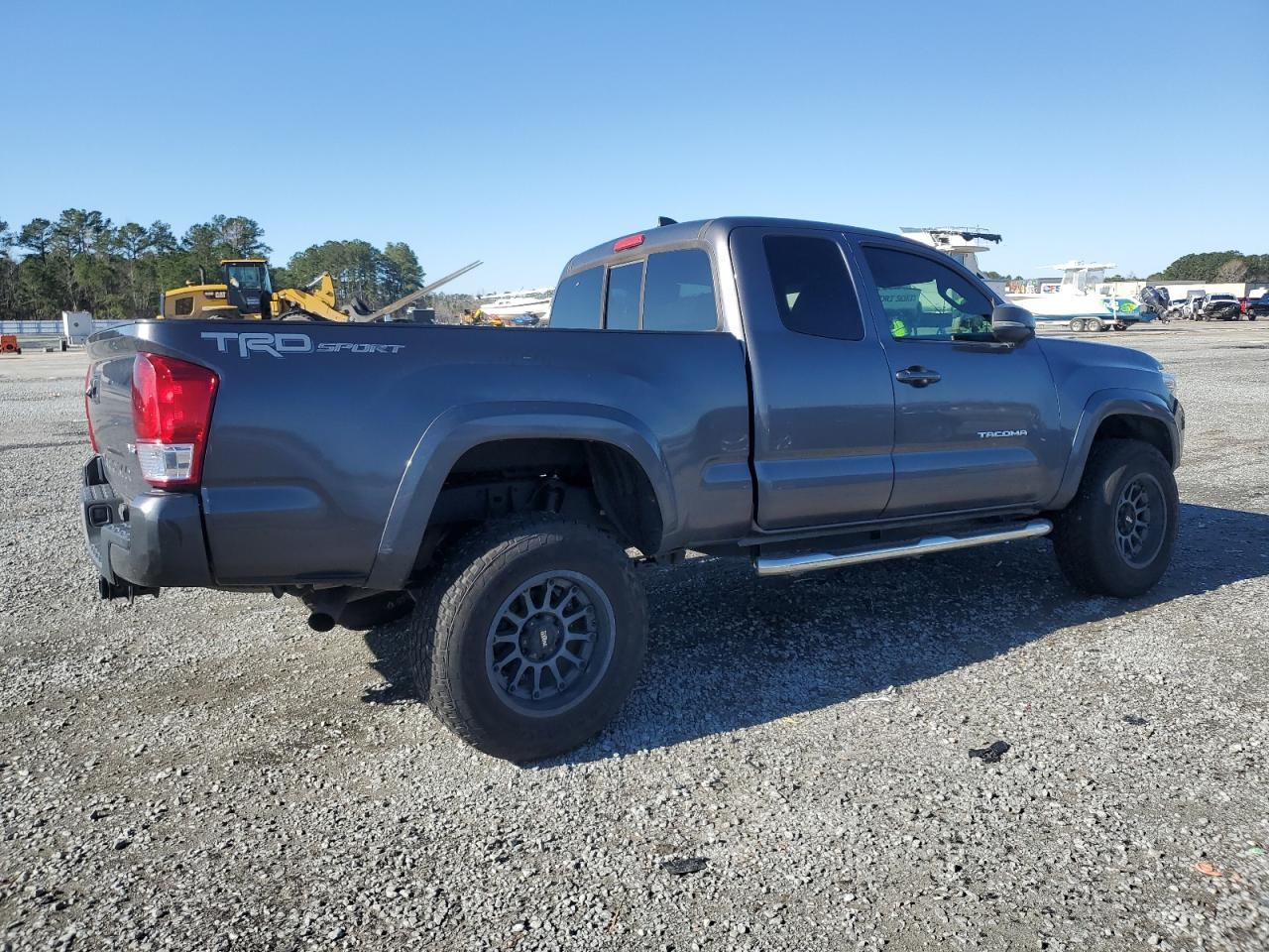 2017 TOYOTA TACOMA ACC - Фото 3