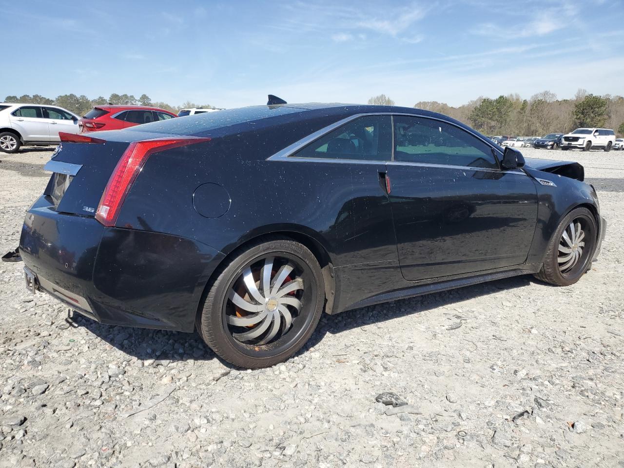 2011 CADILLAC CTS PREMIU - Image 3