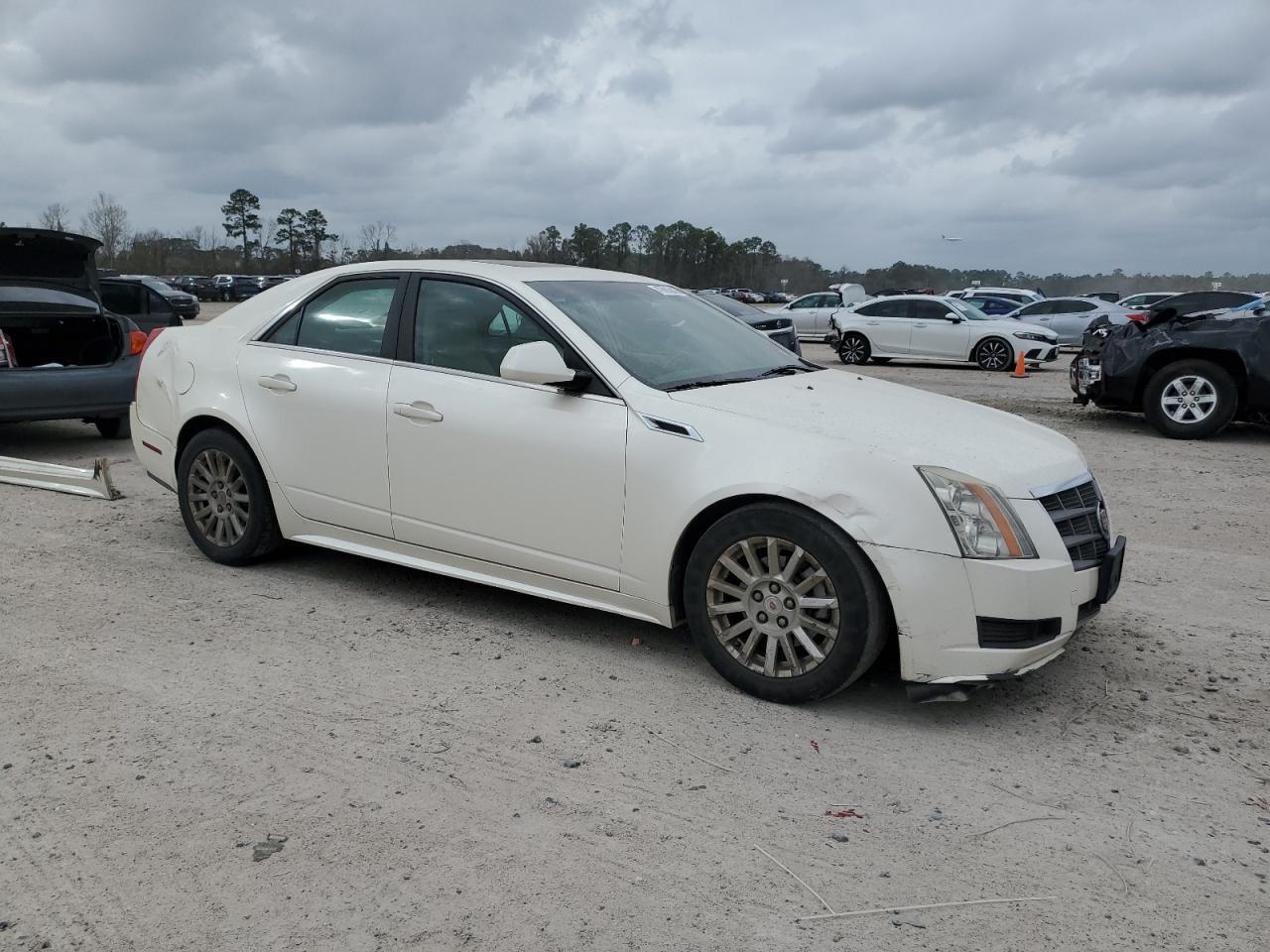 2011 CADILLAC CTS LUXURY - Image 4