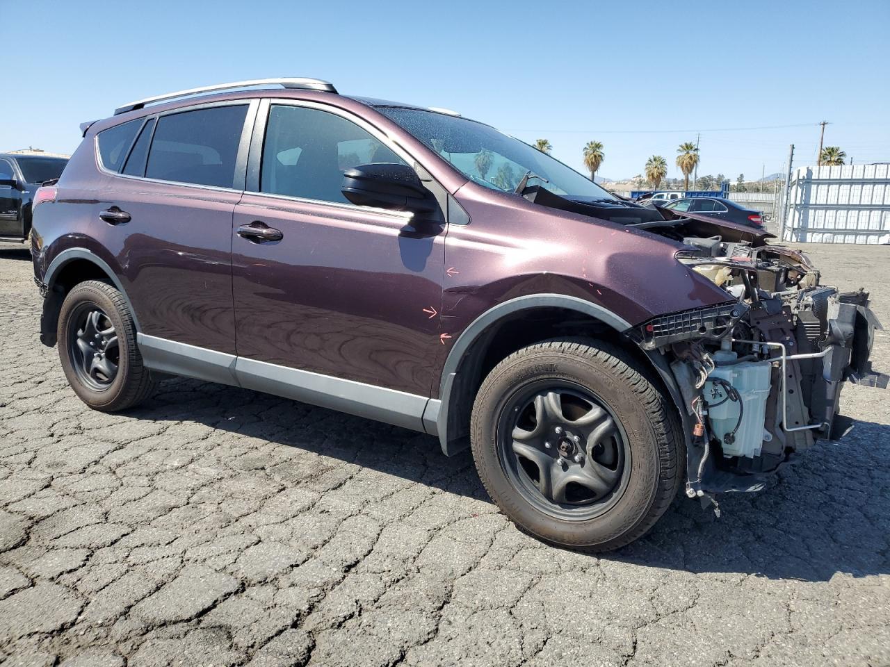 2018 TOYOTA RAV4 LE - Фото 4
