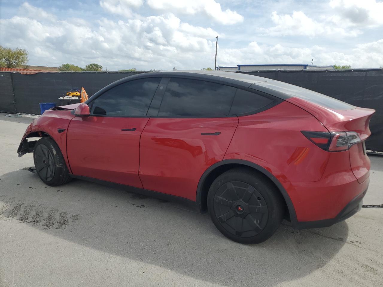 2023 TESLA MODEL Y - Image 2