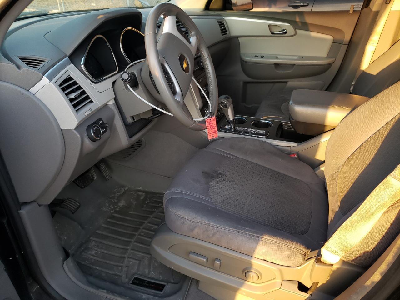 2011 CHEVROLET TRAVERSE L - Фото 7