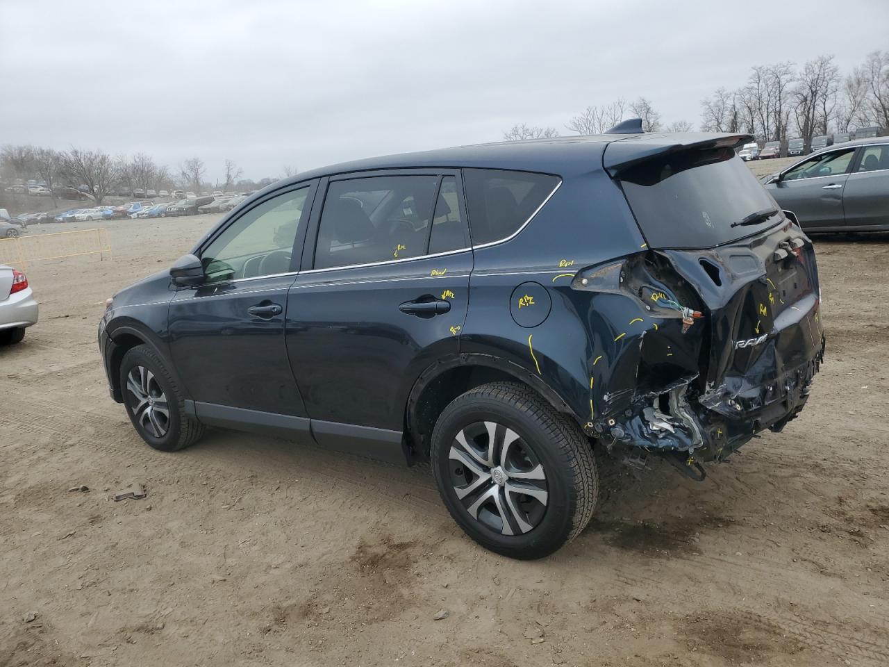 2018 TOYOTA RAV4 LE - Image 2