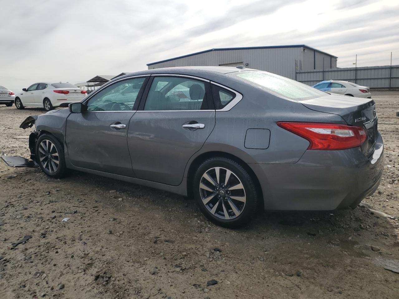 2017 NISSAN ALTIMA 2.5 - Фото 2