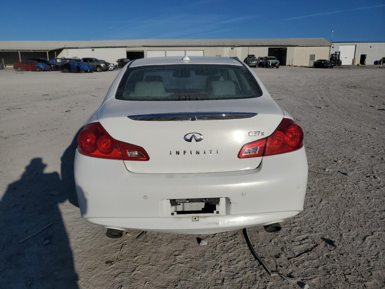 2012 INFINITI G37 - Image 6