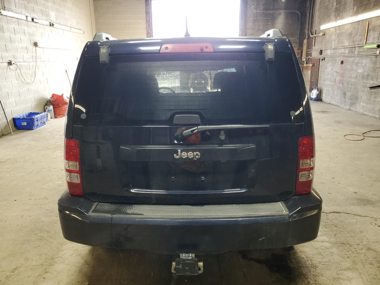 2011 JEEP LIBERTY SP - Фото 6