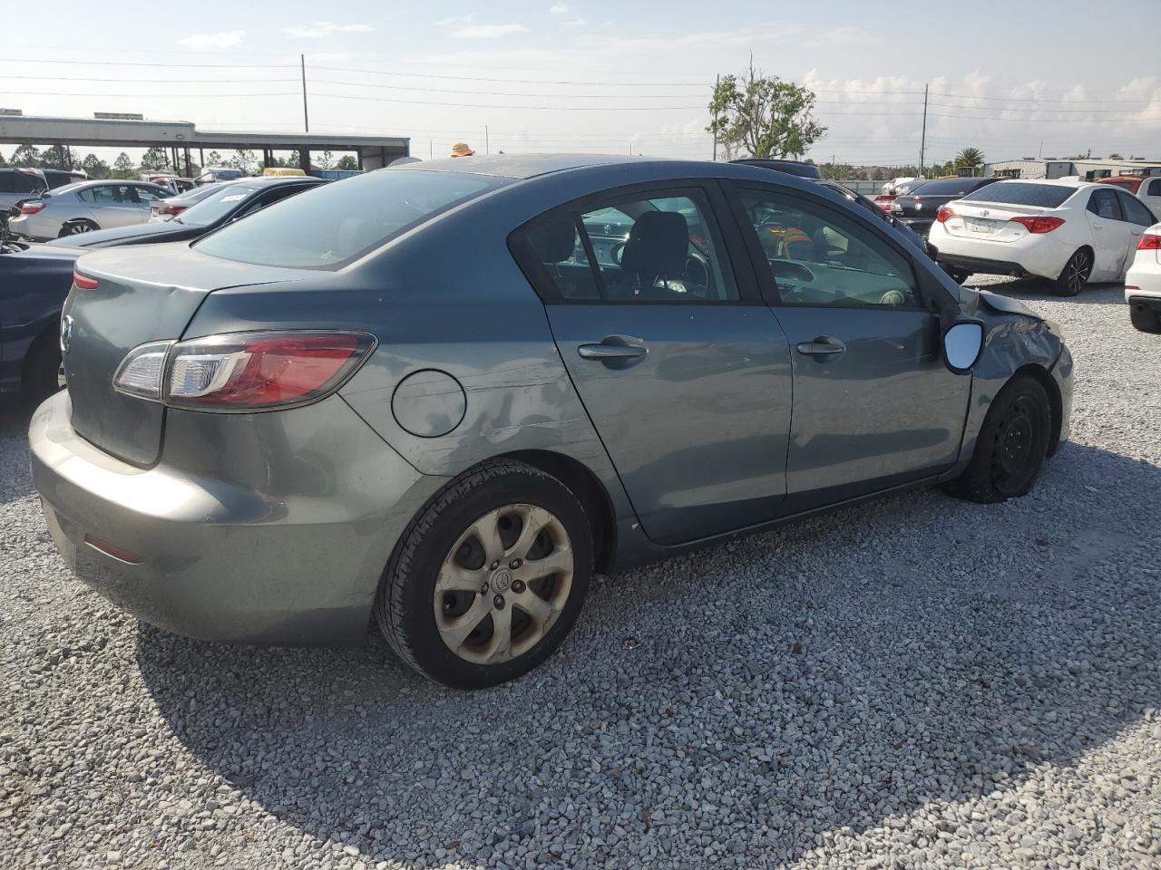 2013 MAZDA 3 I - Фото 3