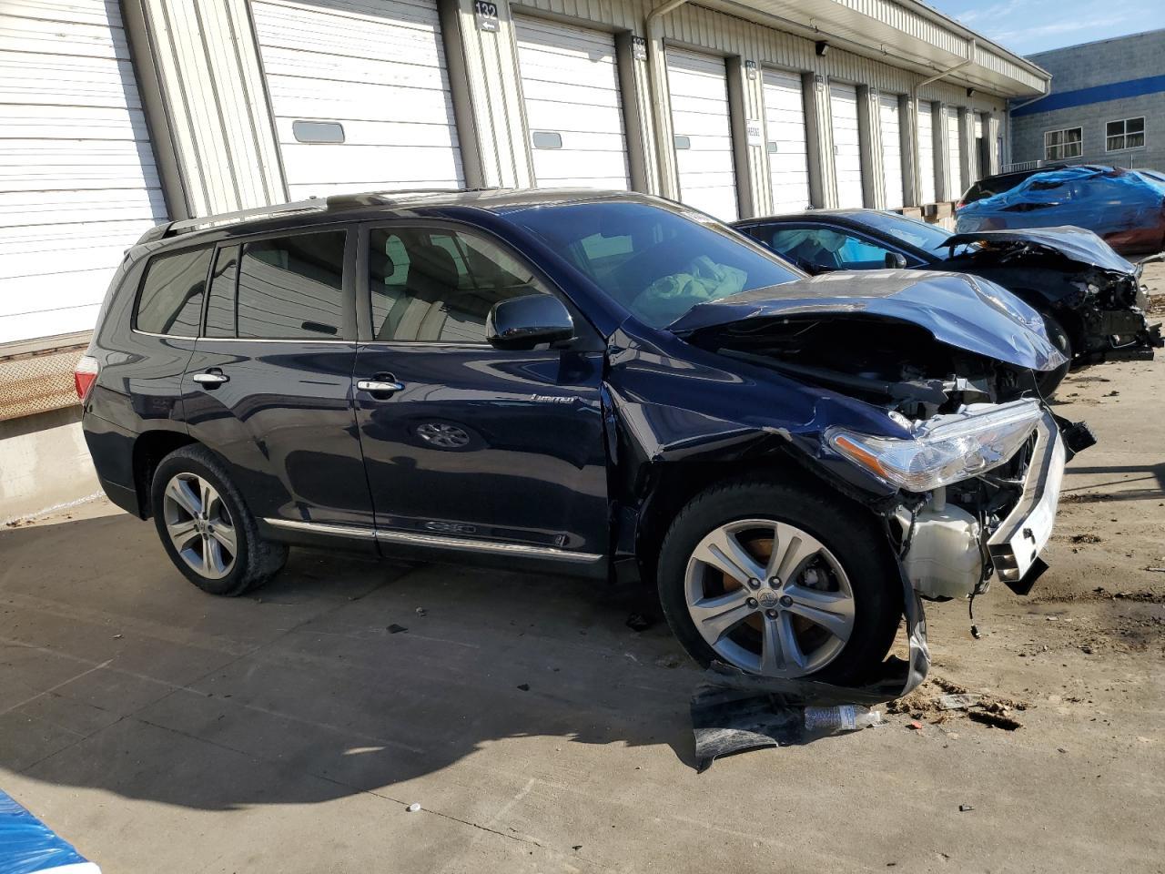 2012 TOYOTA HIGHLANDER - Фото 4