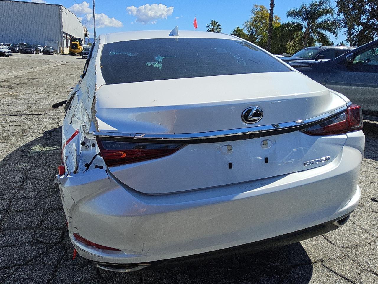 2024 LEXUS ES 350 BAS - Фото 6