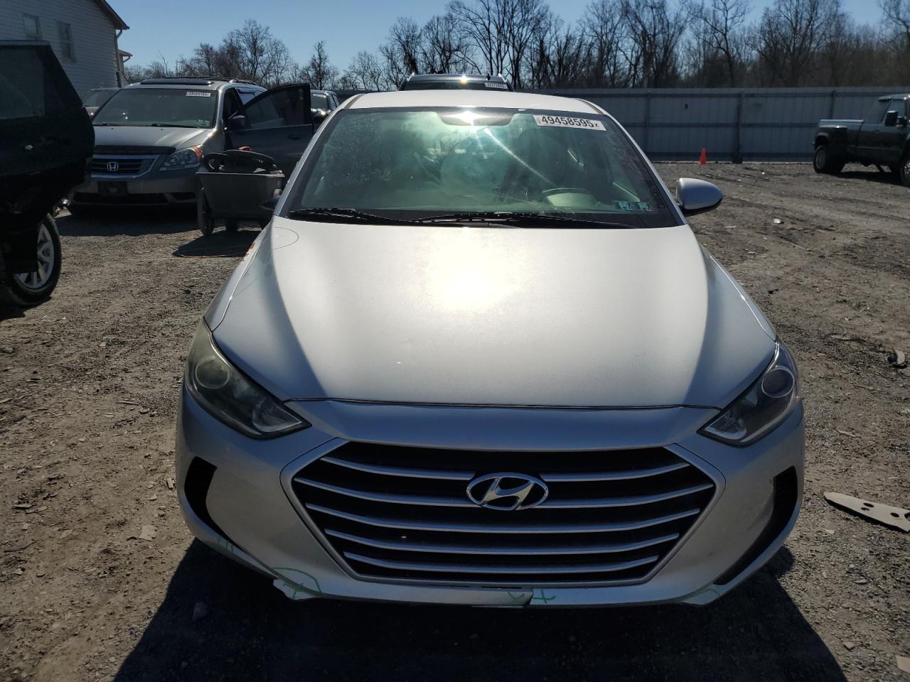 2017 HYUNDAI ELANTRA SE - Фото 5