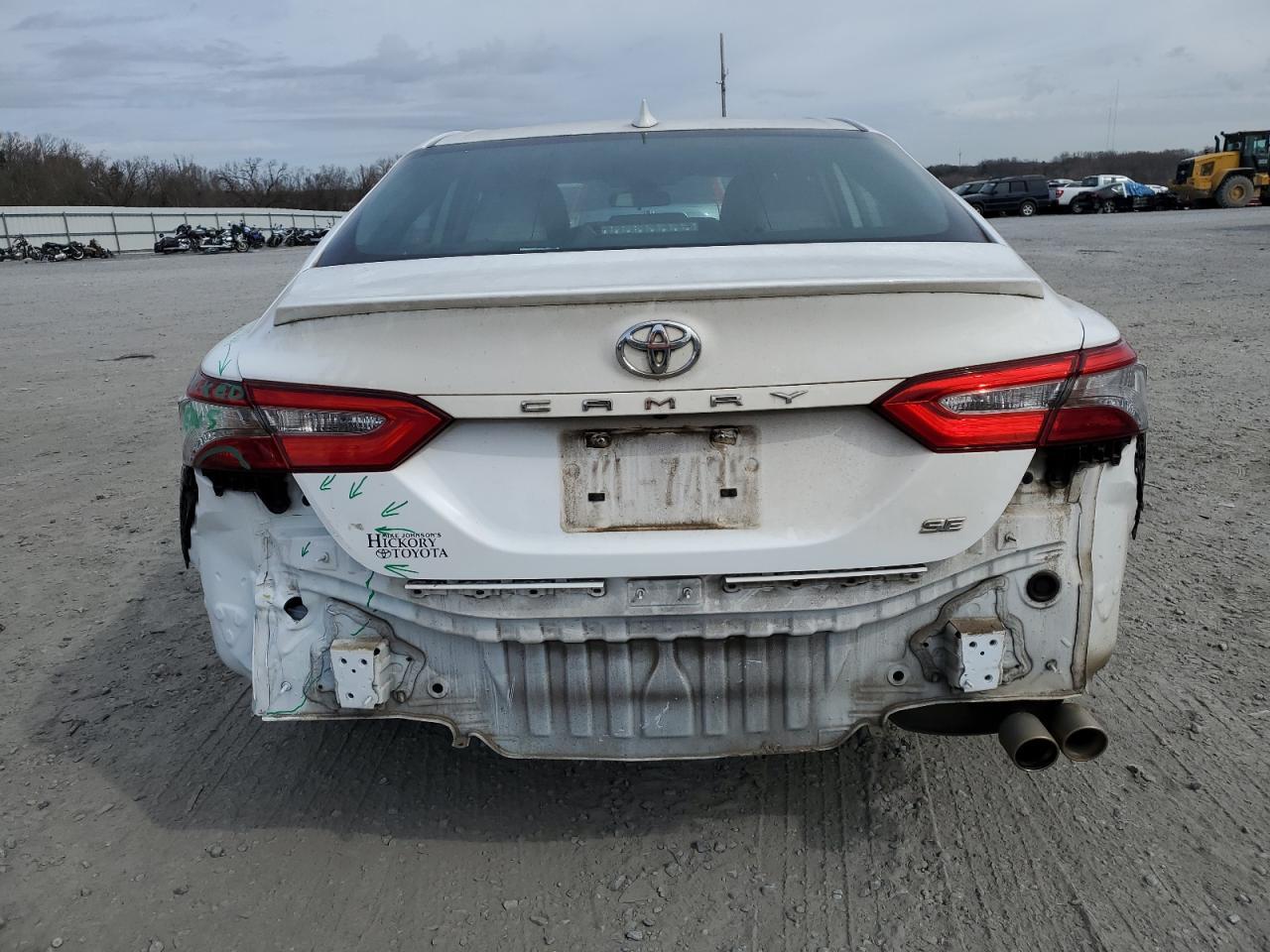 2019 TOYOTA CAMRY L - Image 6
