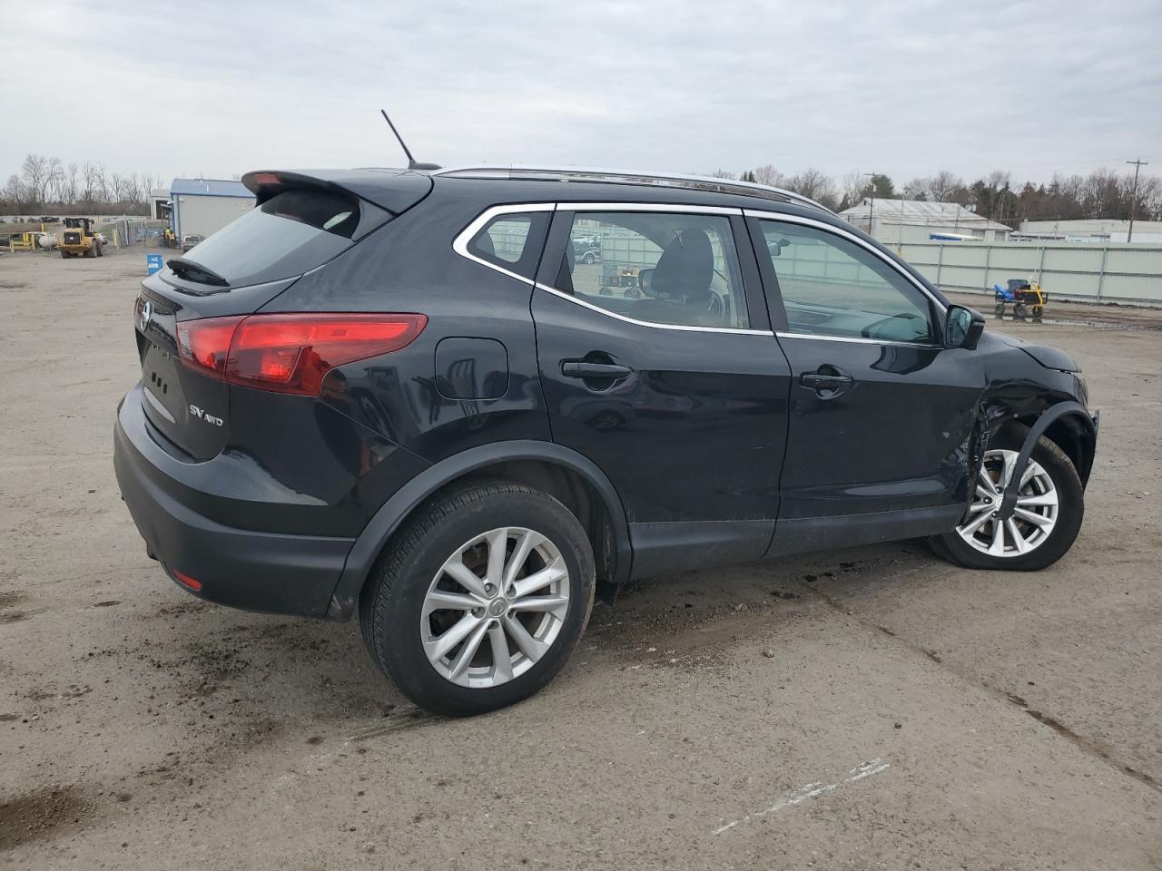 2017 NISSAN ROGUE SPOR - Фото 3