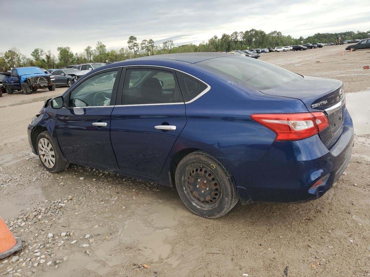 2016 NISSAN SENTRA S - Фото 2