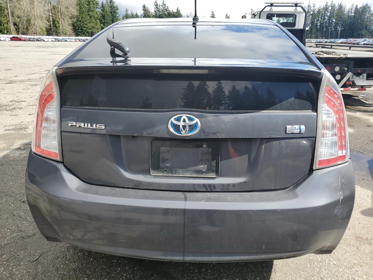 2015 TOYOTA PRIUS - Фото 6