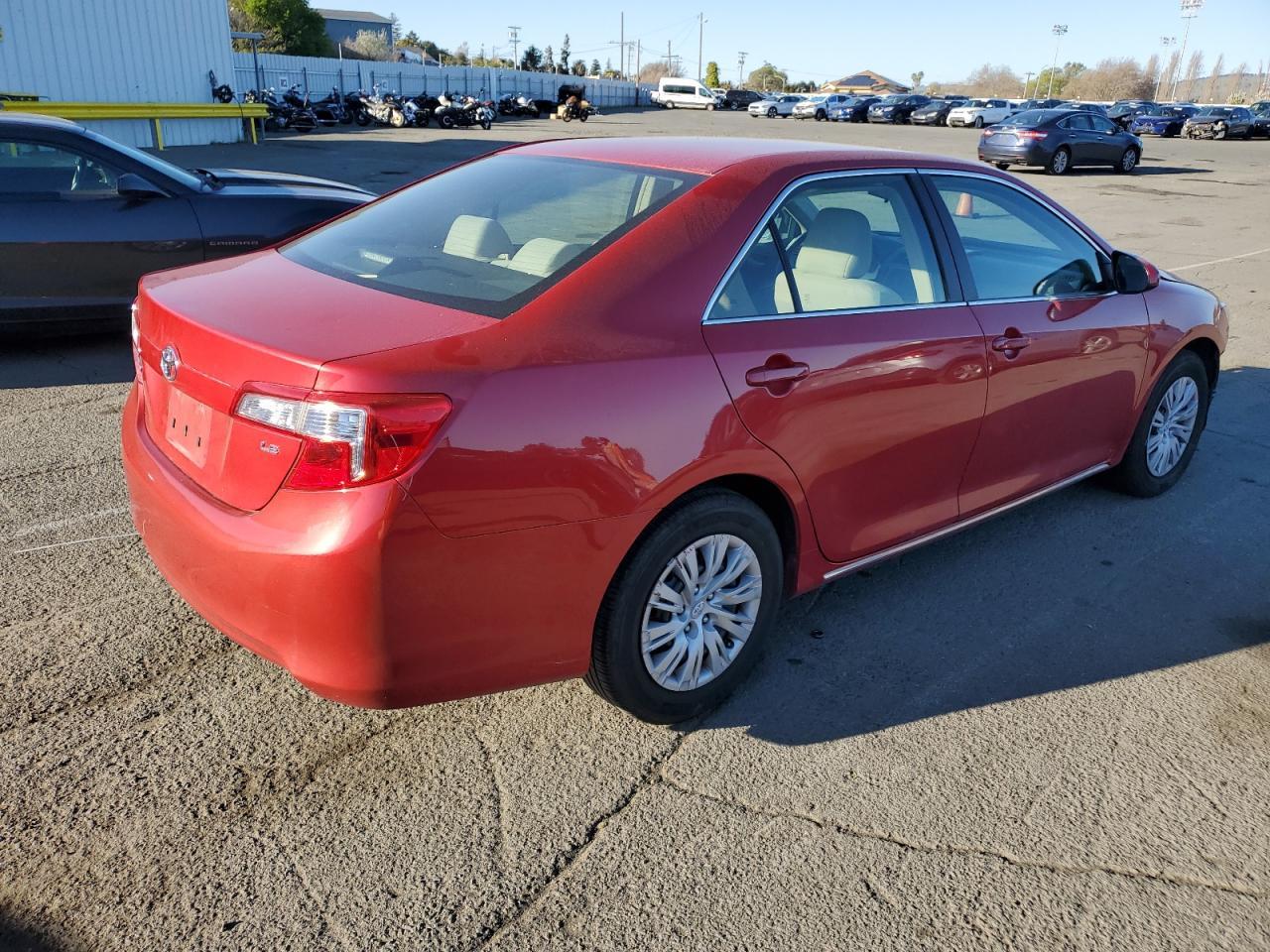 2012 TOYOTA CAMRY BASE - Фото 3