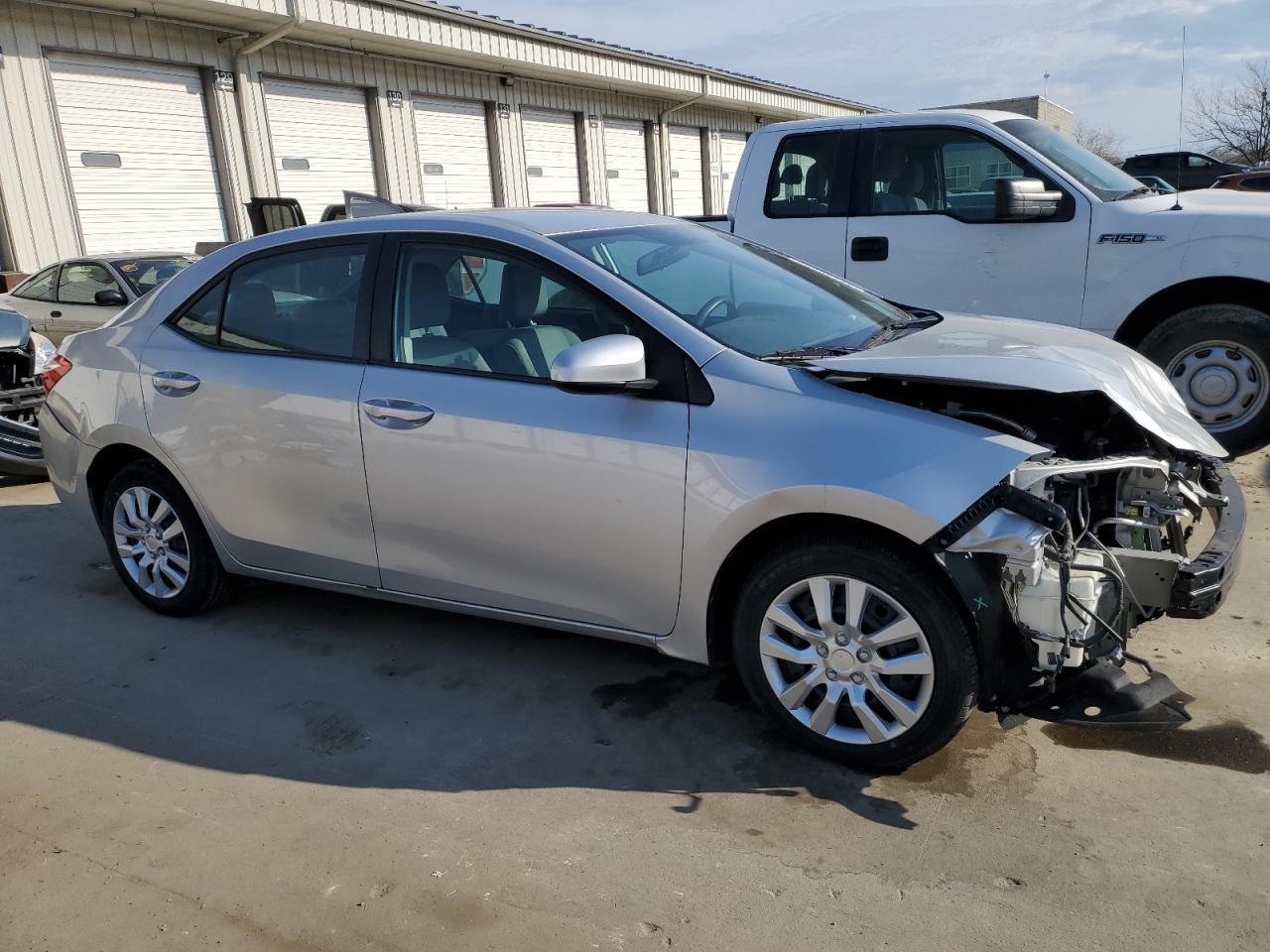 2015 TOYOTA COROLLA L - Image 4