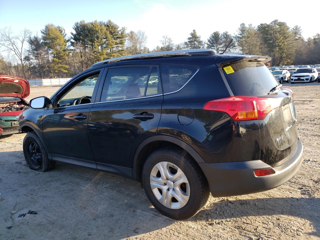 2014 TOYOTA RAV4 LE - Фото 2