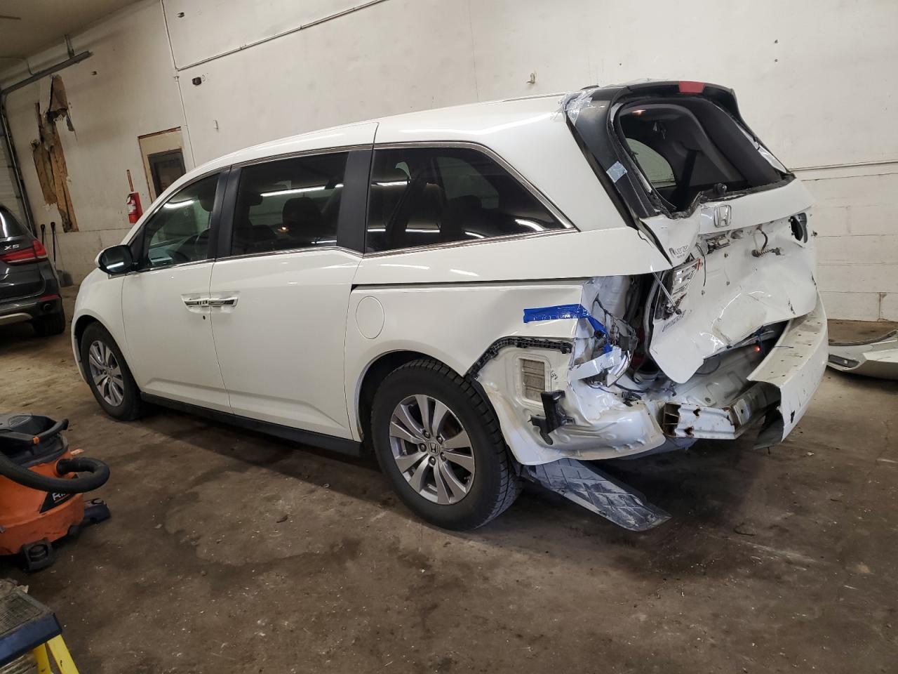 2016 HONDA ODYSSEY EX - Фото 2