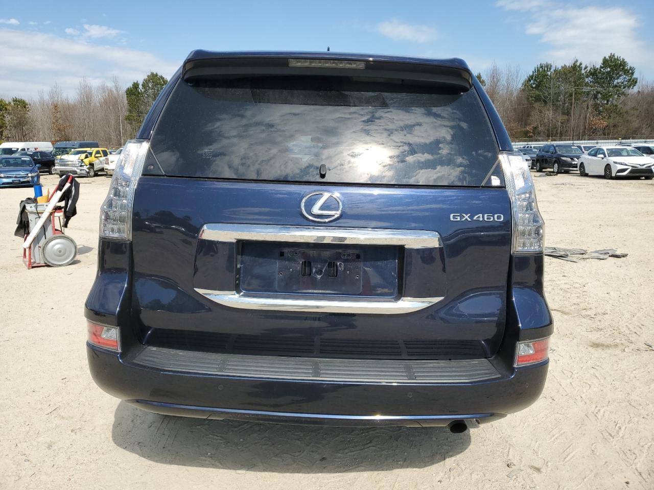 2018 LEXUS GX 460 - Image 6