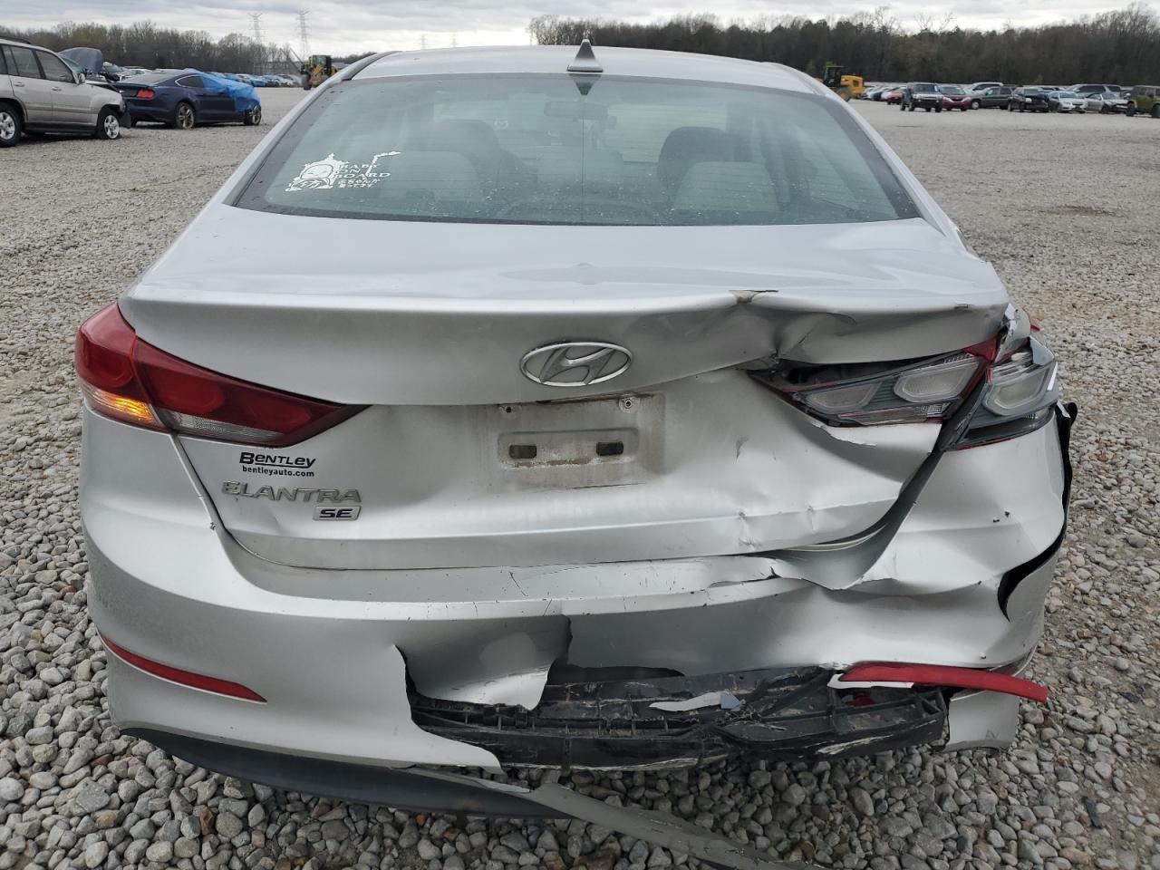2018 HYUNDAI ELANTRA SE - Фото 6