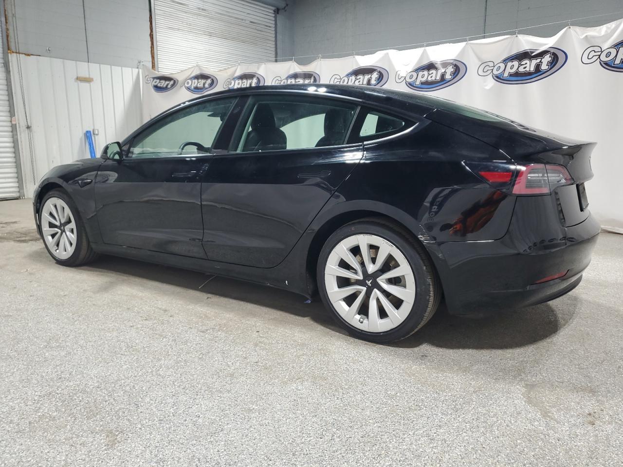 2022 TESLA MODEL 3 - Image 2