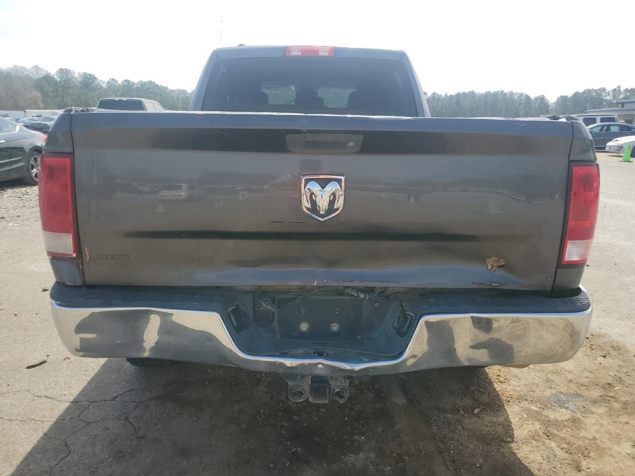 2015 RAM 1500 ST - Image 6