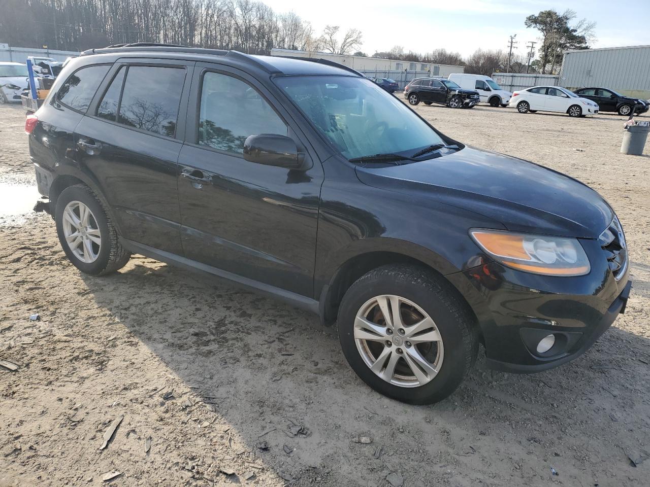2011 HYUNDAI SANTA FE S - Image 4
