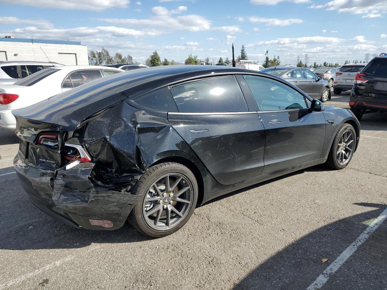 2022 TESLA MODEL 3 - Image 3