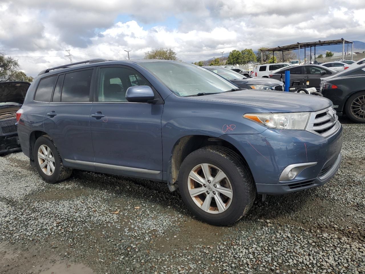 2012 TOYOTA HIGHLANDER - Фото 4