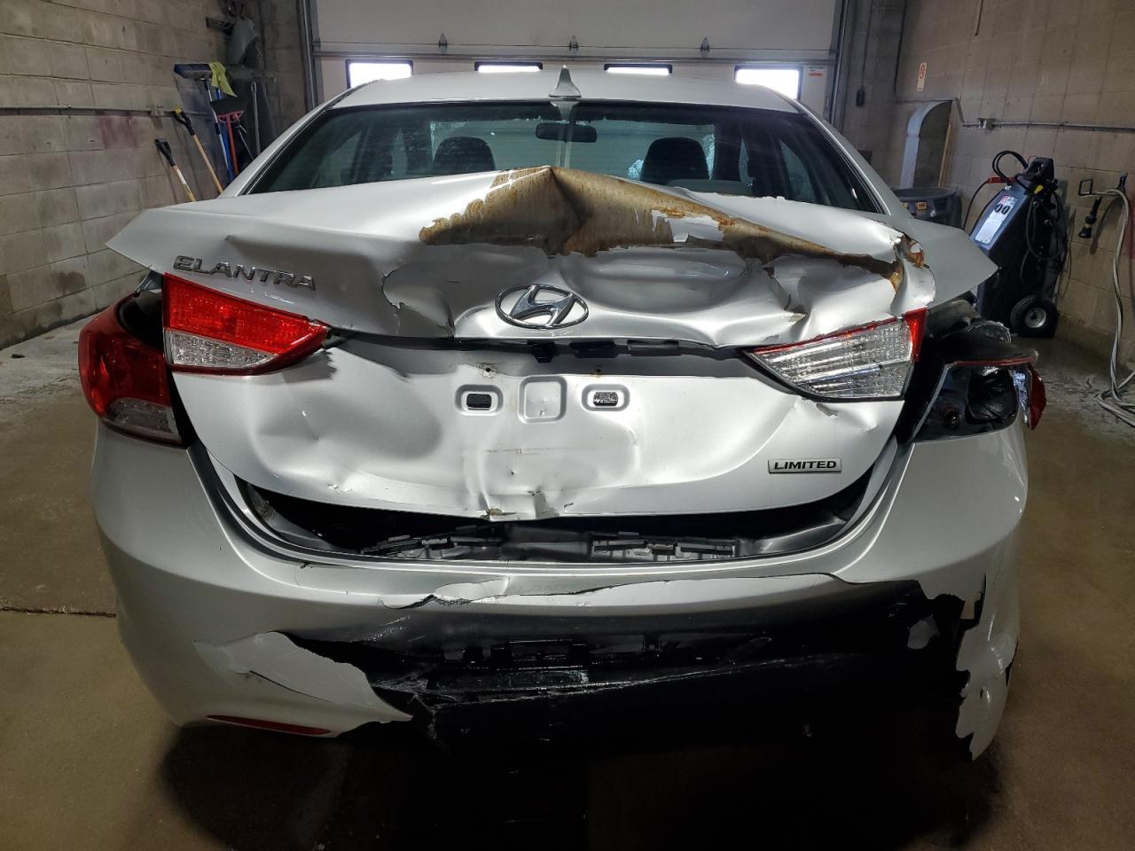 2013 HYUNDAI ELANTRA GL - Image 6