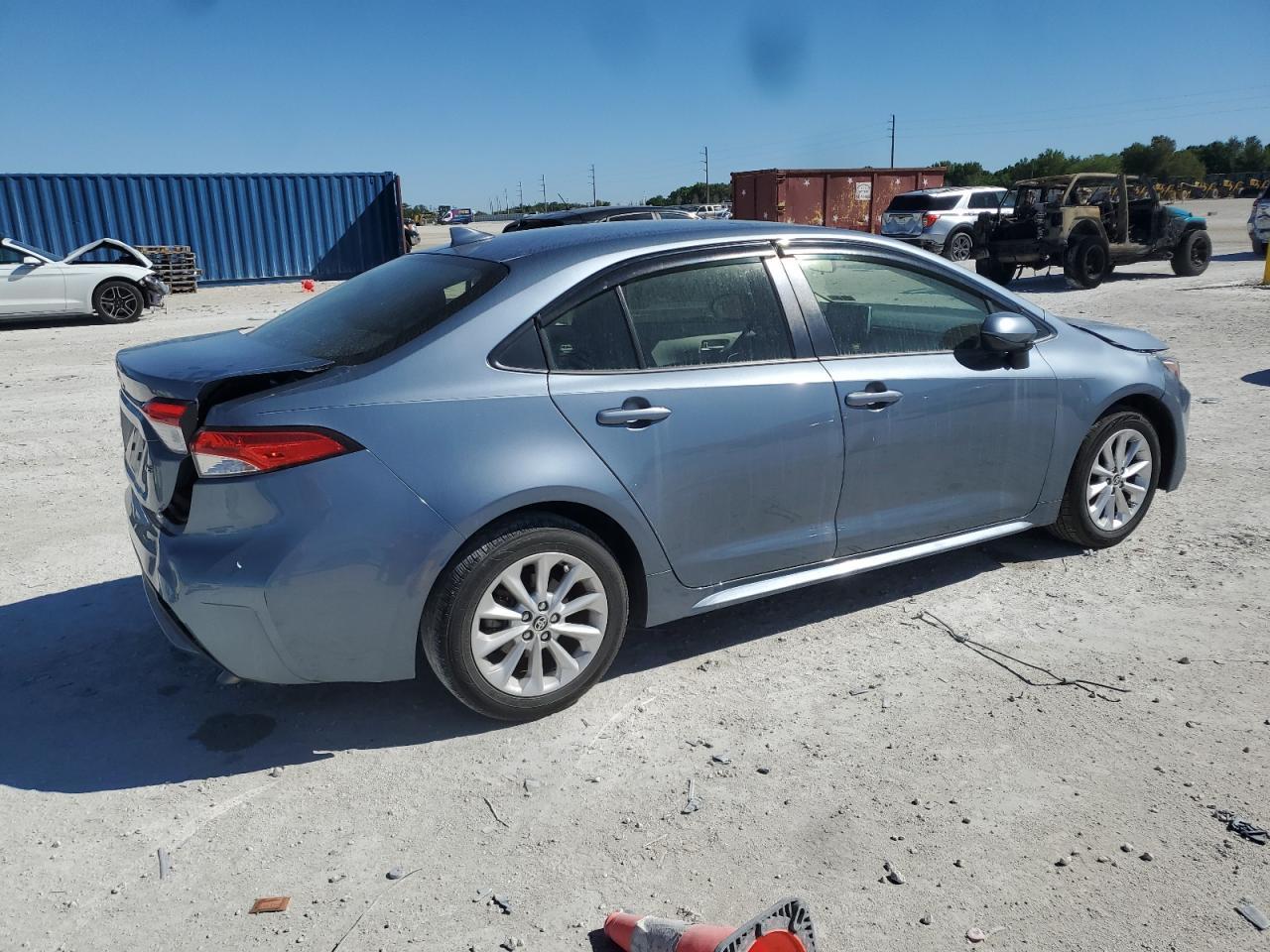 2020 TOYOTA COROLLA LE - Image 3