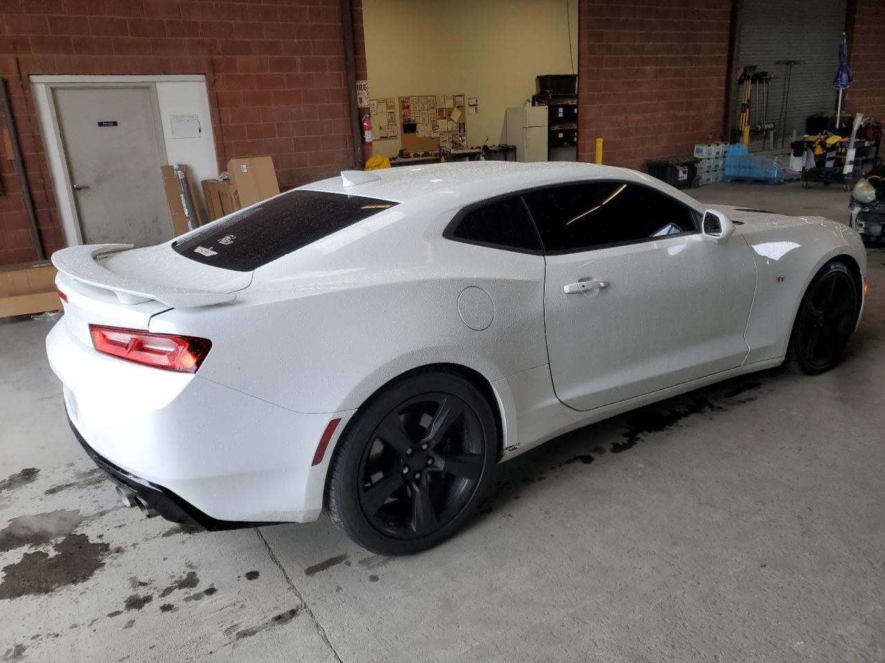2016 CHEVROLET CAMARO SS - Image 3