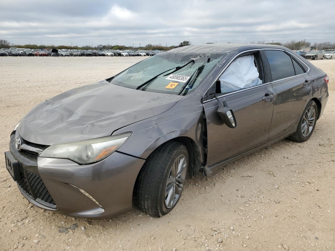 2016 TOYOTA CAMRY LE