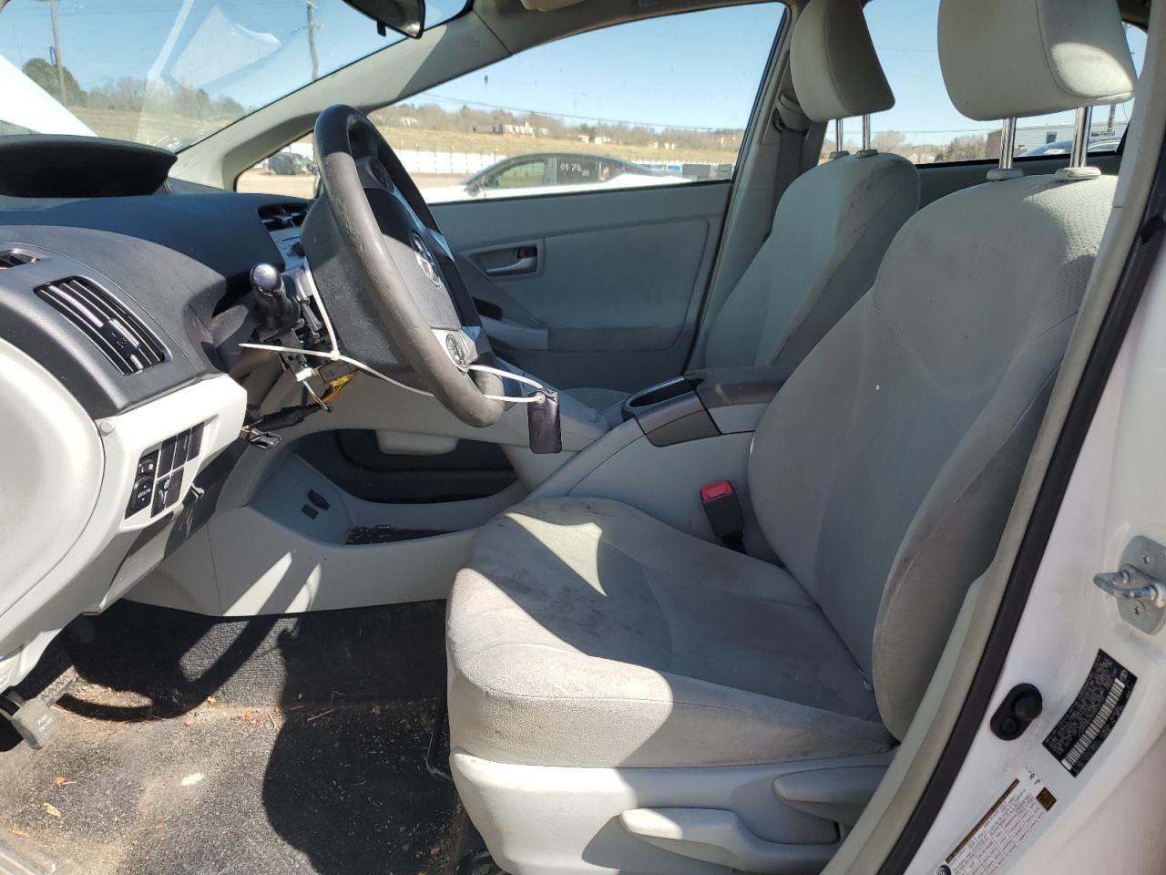 2013 TOYOTA PRIUS - Фото 7