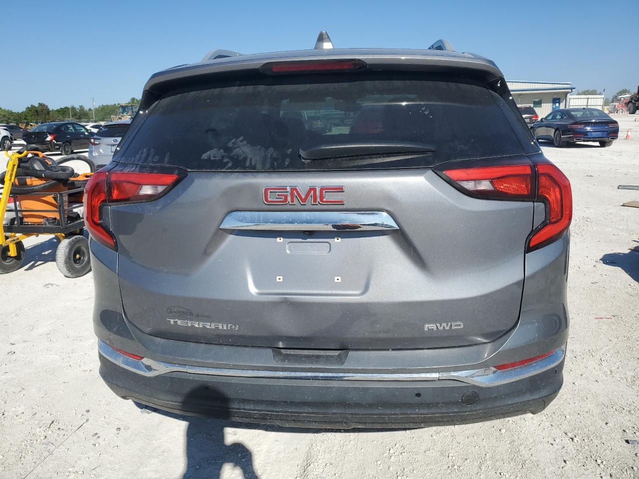 2018 GMC TERRAIN SL - Фото 6