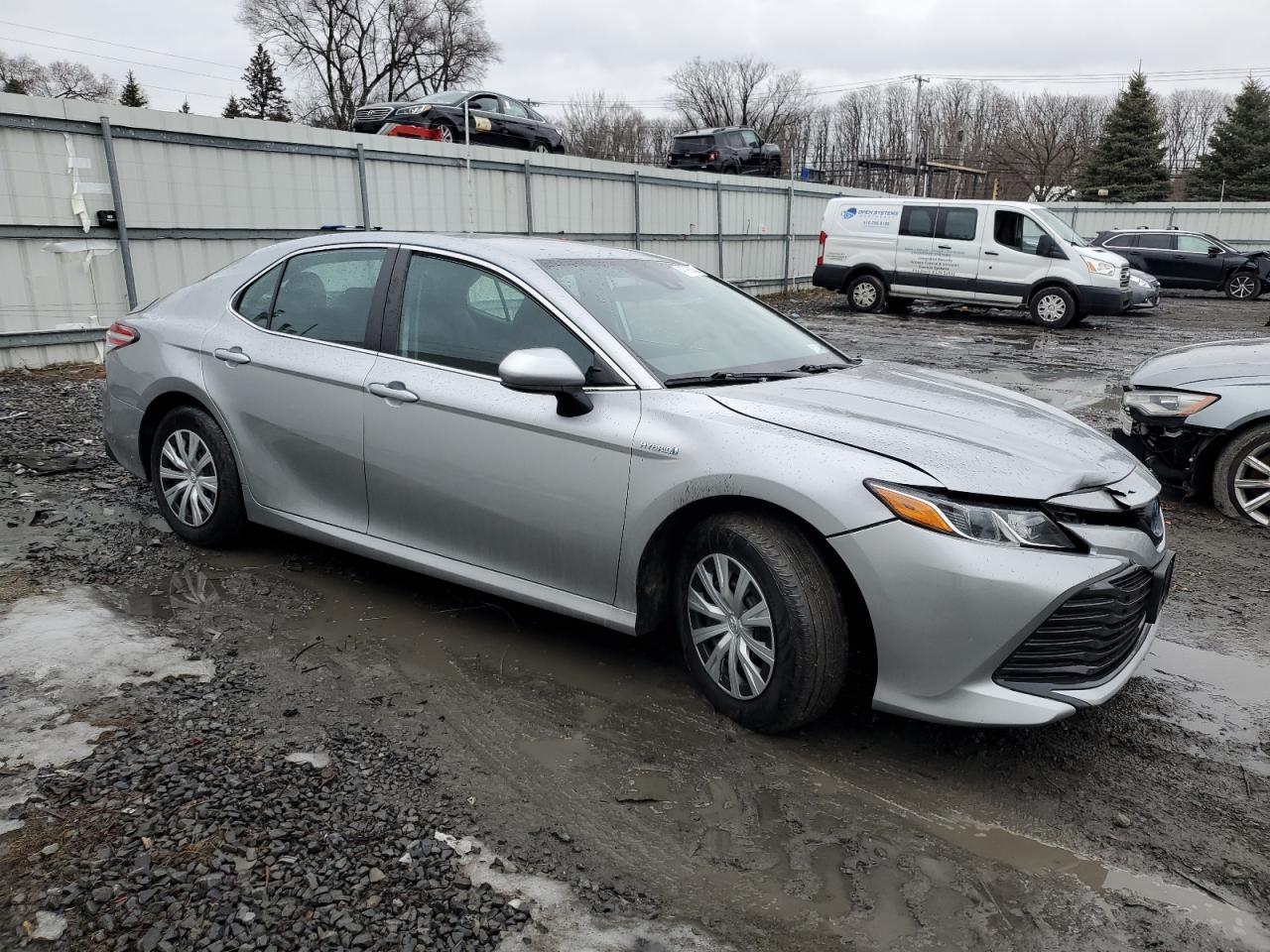 2020 TOYOTA CAMRY LE - Image 4