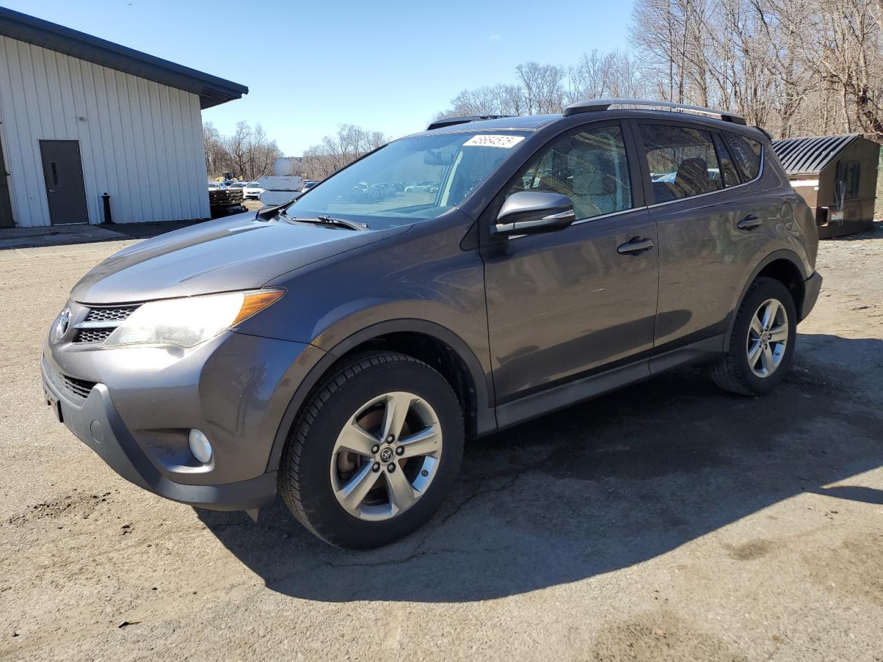 2015 TOYOTA RAV4 XLE