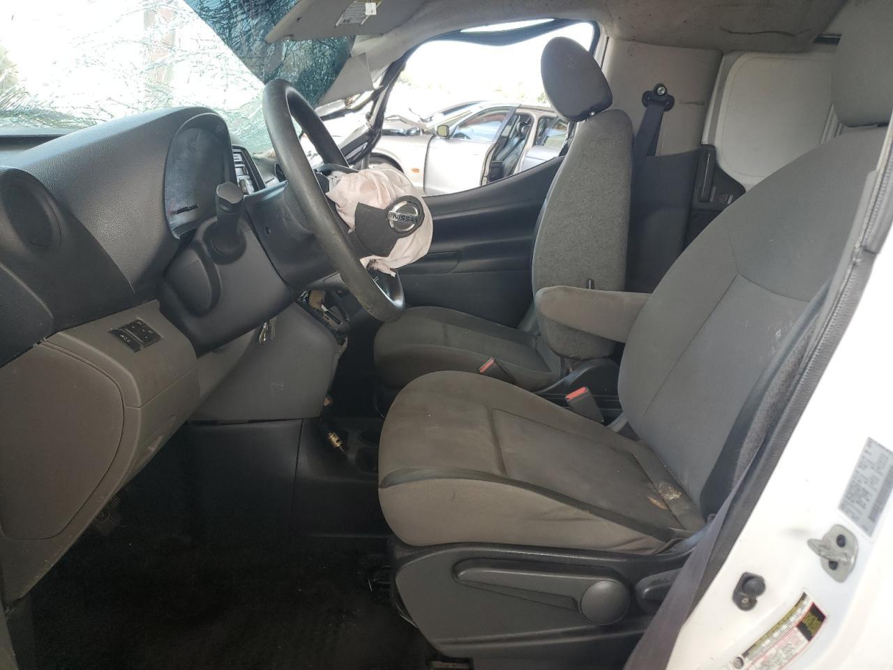 2015 NISSAN NV200 2.5S - Фото 7