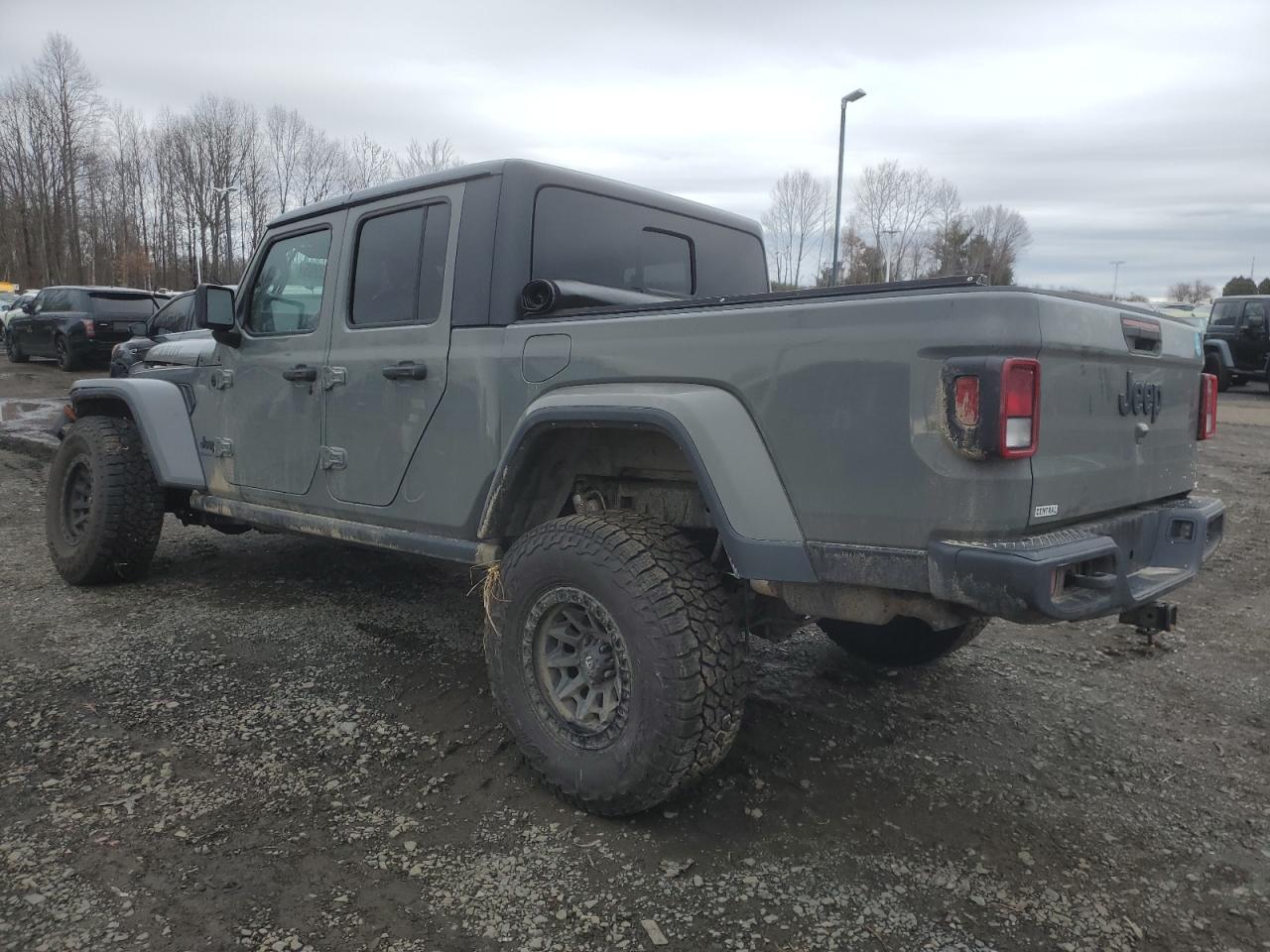 2021 JEEP GLADIATOR - Фото 2