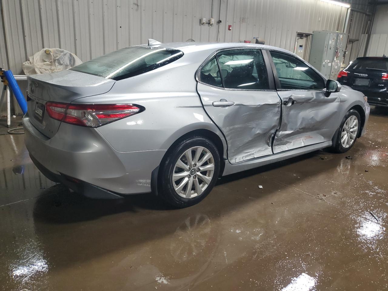 2019 TOYOTA CAMRY L - Image 3