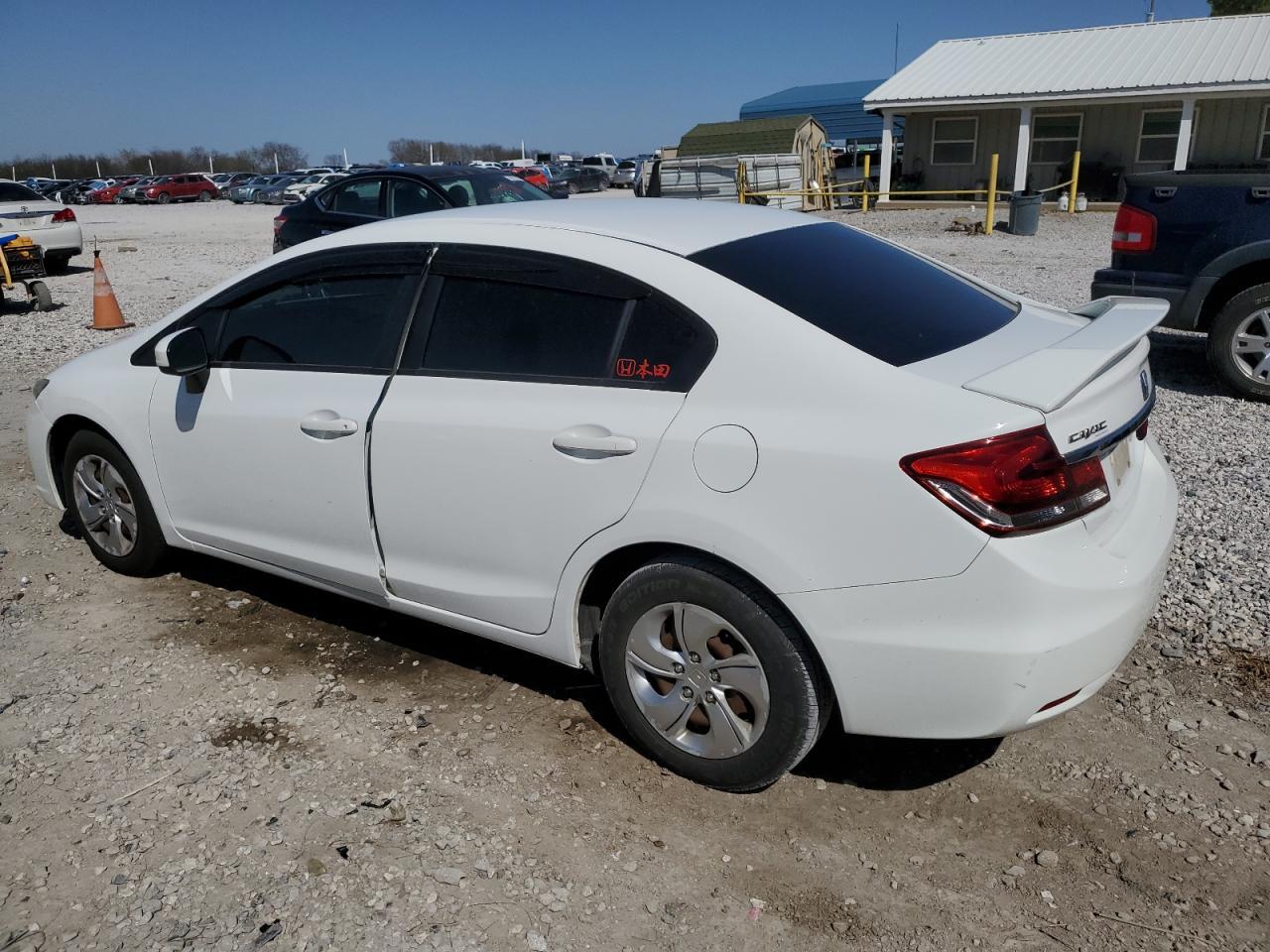 2015 HONDA CIVIC LX - Image 2