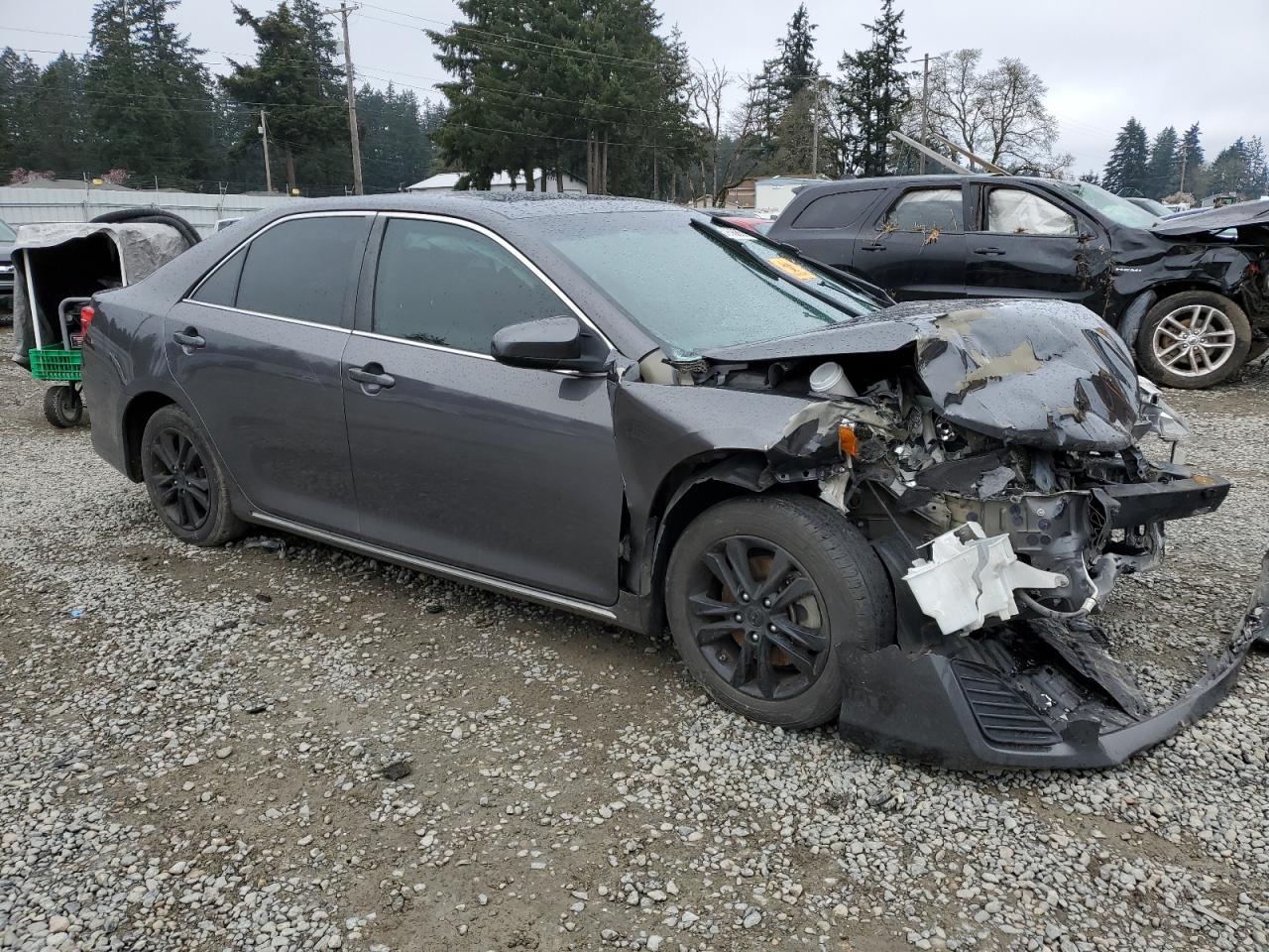 2014 TOYOTA CAMRY L - Image 4