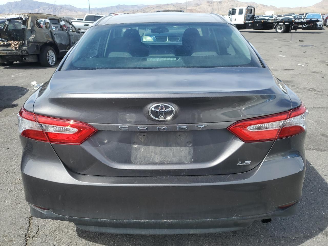 2018 TOYOTA CAMRY L - Фото 6