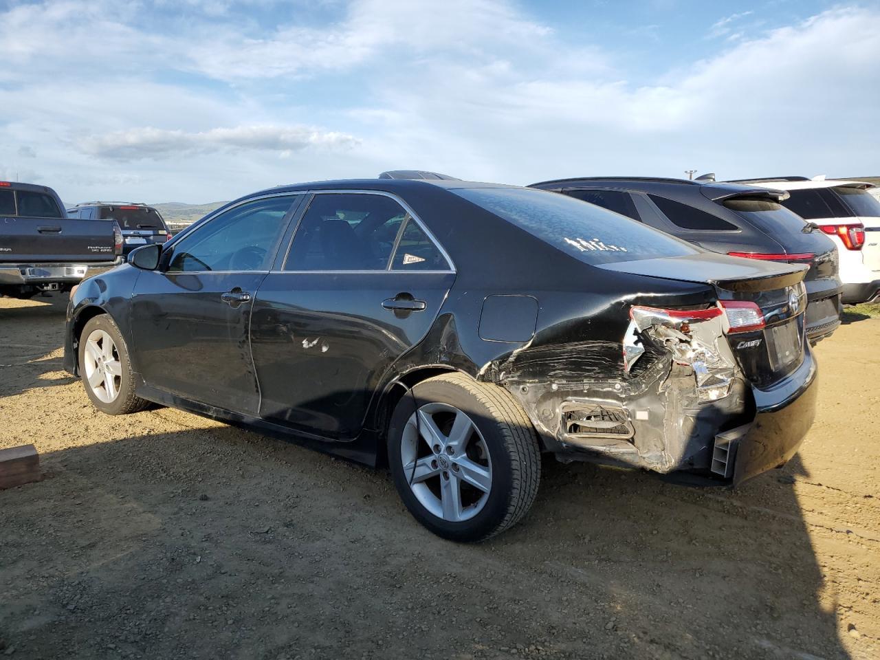 2014 TOYOTA CAMRY L - Фото 2
