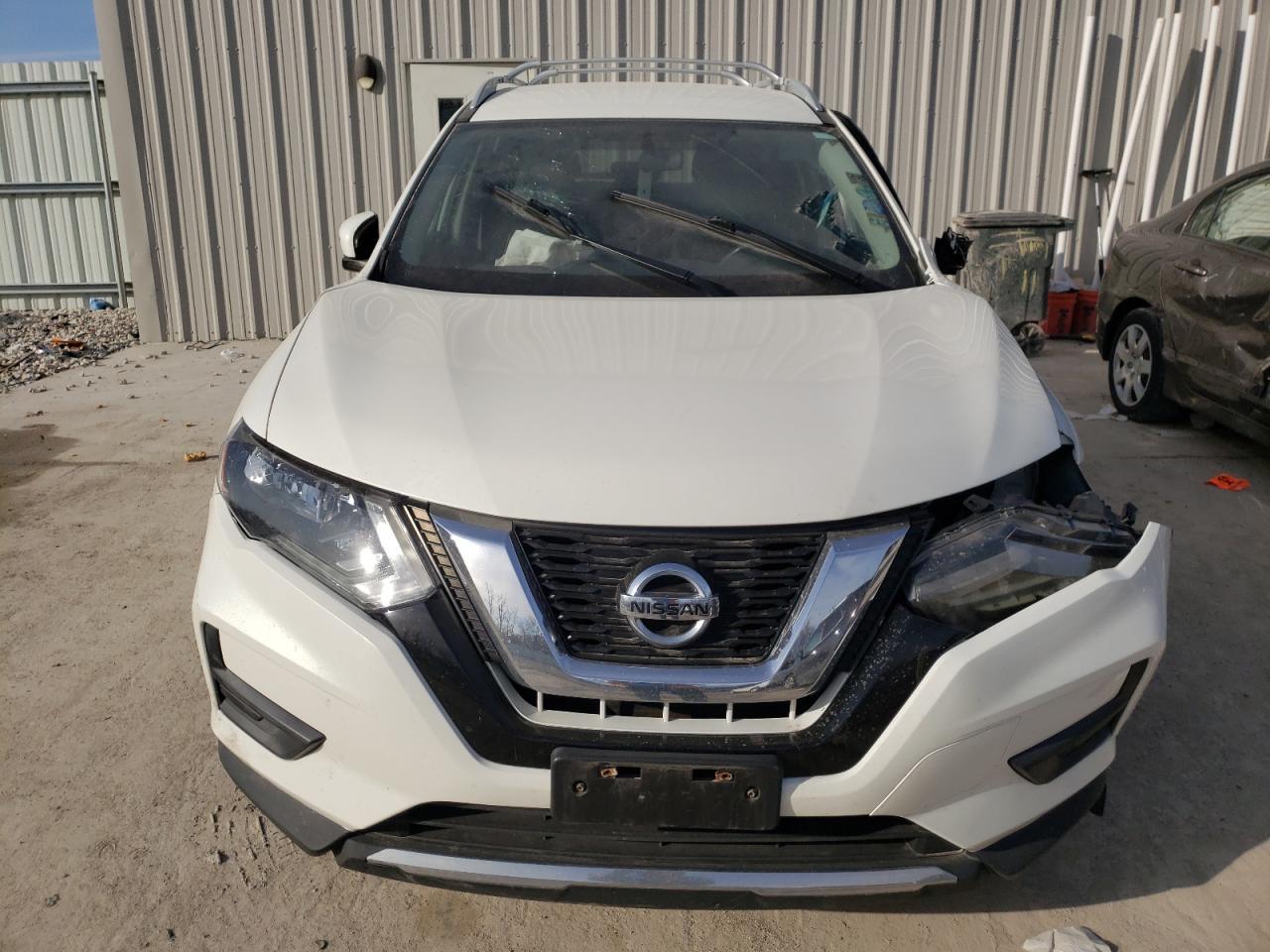 2017 NISSAN ROGUE S - Фото 5