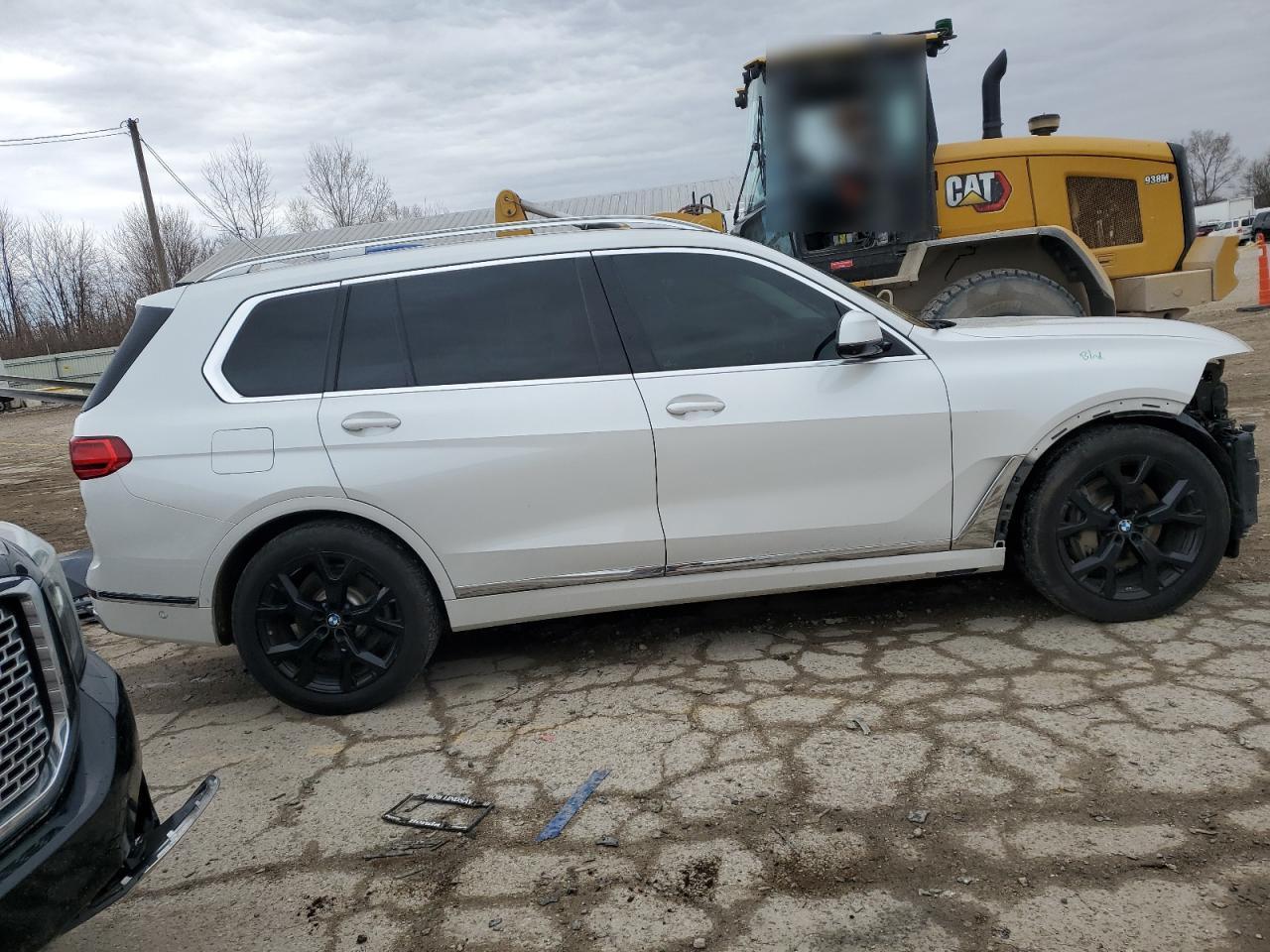 2020 BMW X7 XDRIVE4 - Фото 3