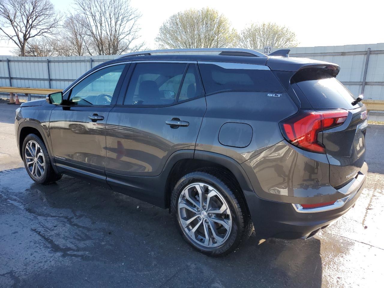 2019 GMC TERRAIN SL - Фото 2