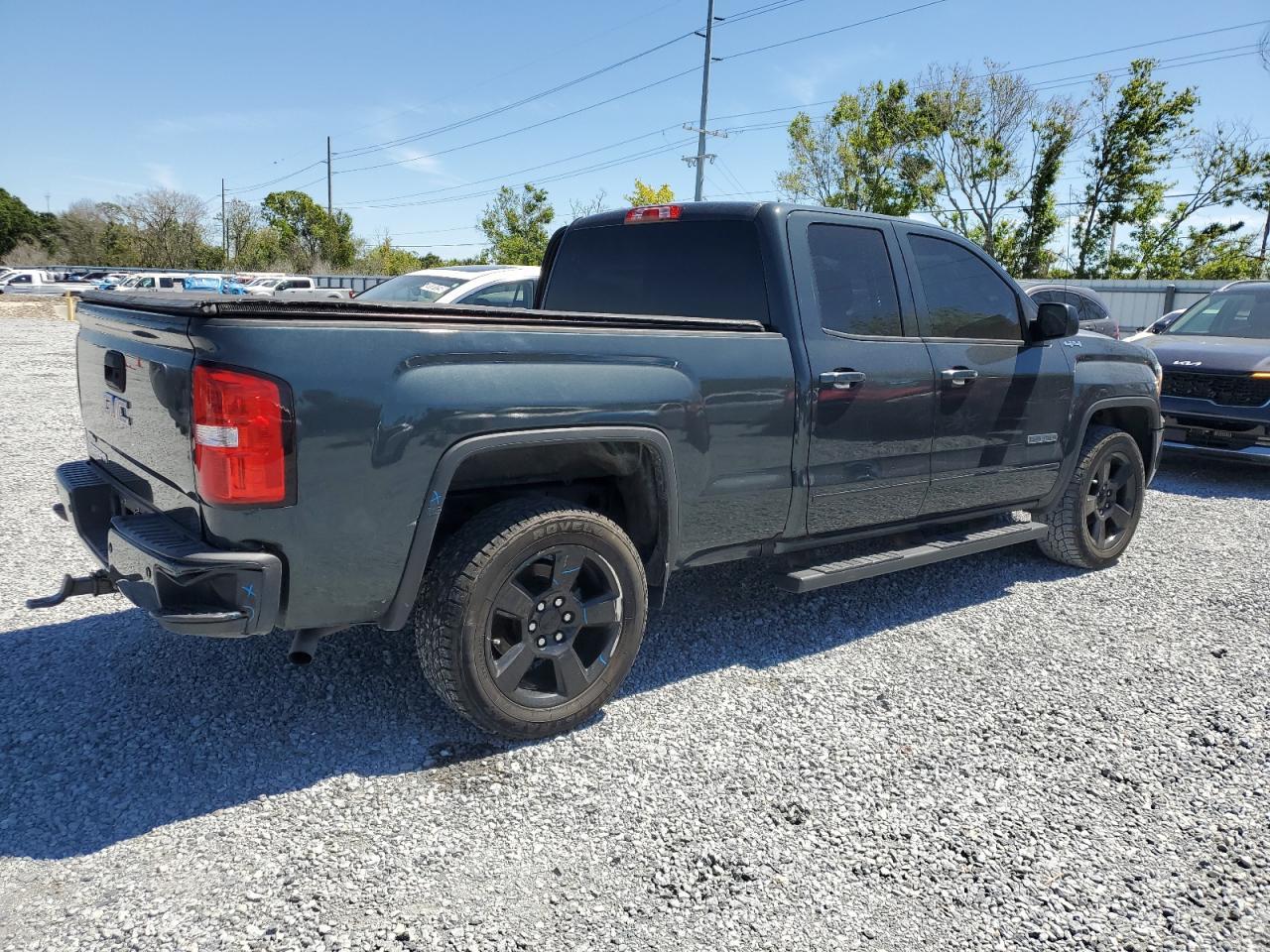 2017 GMC SIERRA K15 - Фото 3