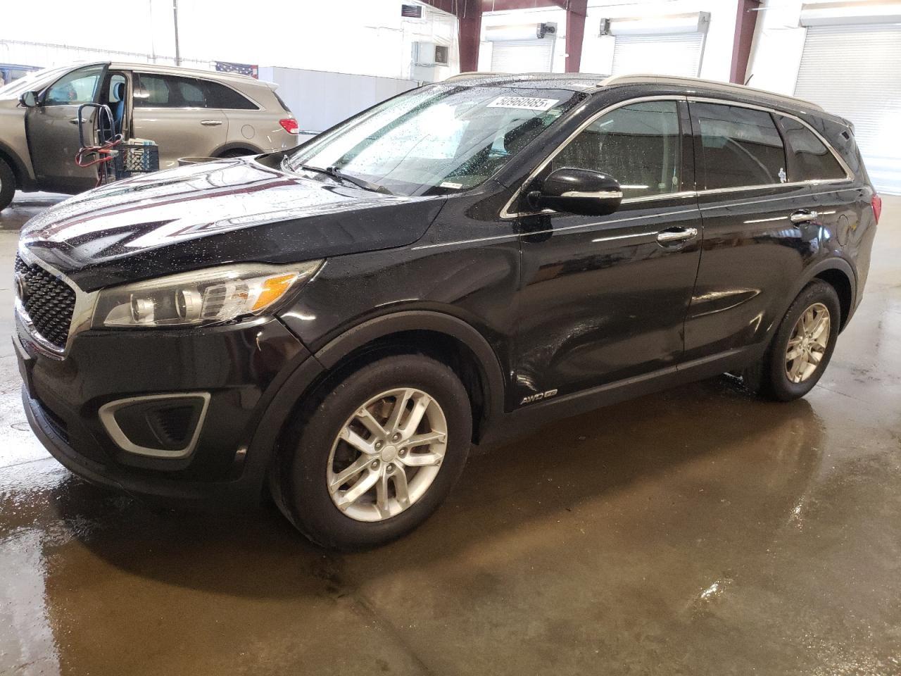 2017 KIA SORENTO LX